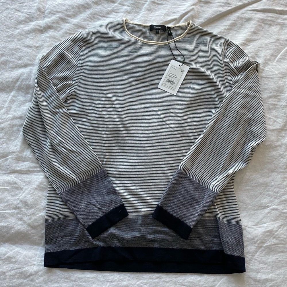THEORY Men’s Crew Sweater - Large